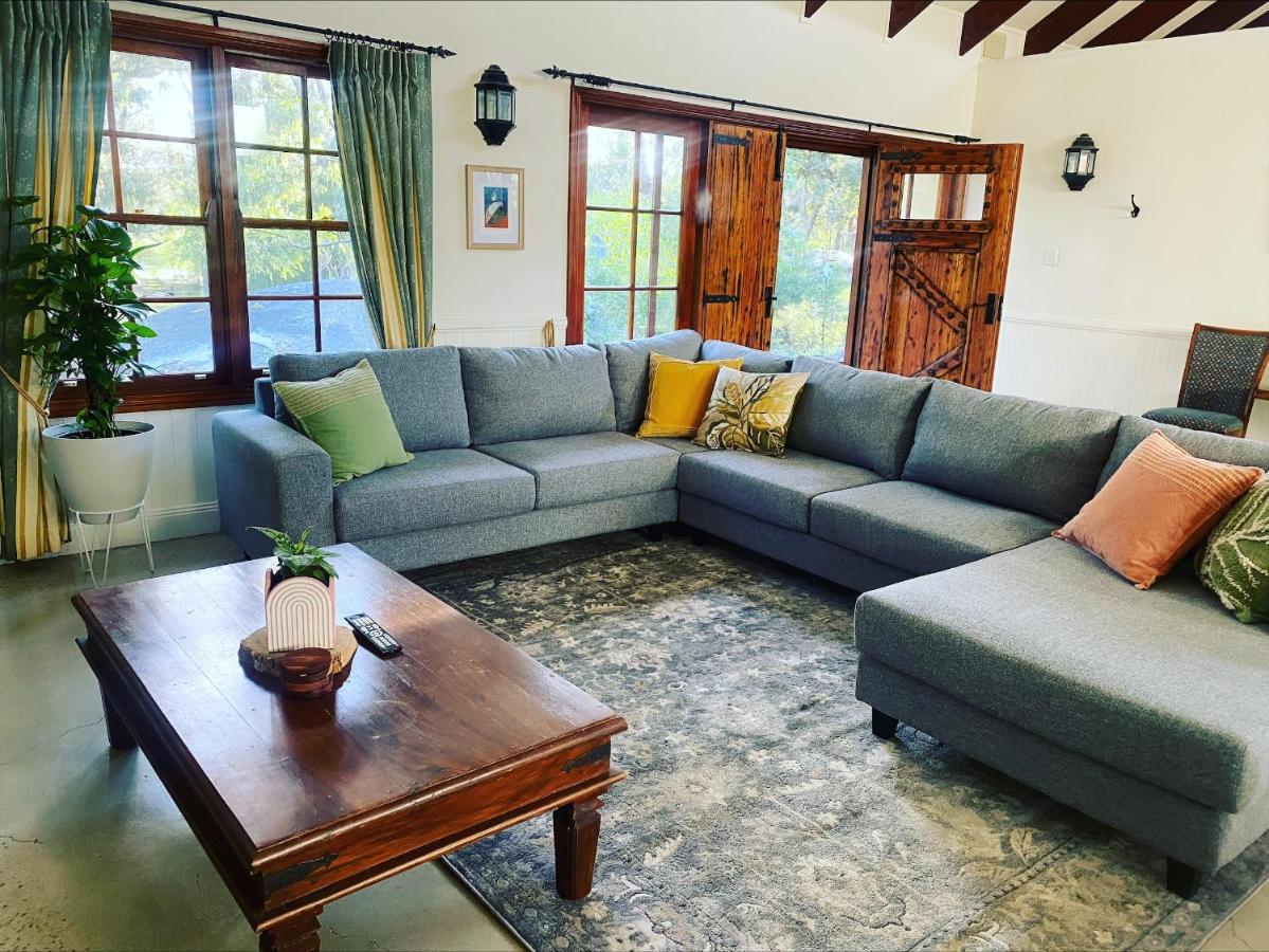 Honeysuckle Cottages Stanthorpe Buitenkant foto