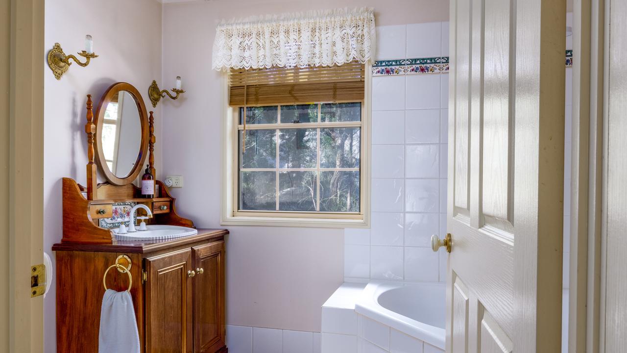 Honeysuckle Cottages Stanthorpe Buitenkant foto